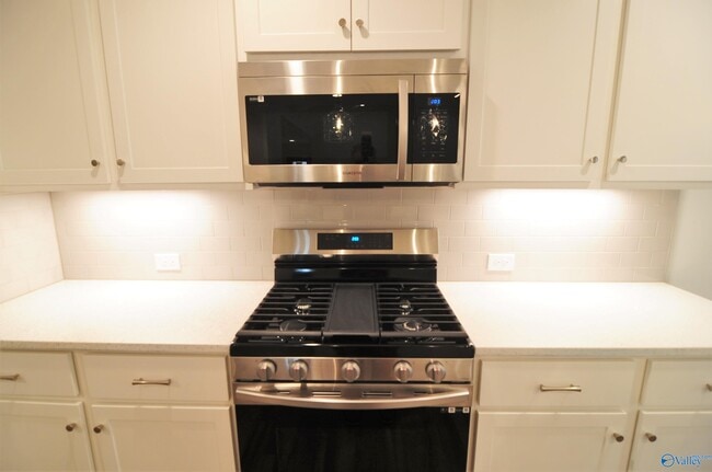 Building Photo - 127 Whitner Dr