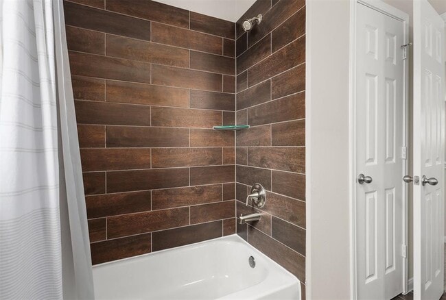 Building Photo - 13202 Villa Sola Dr