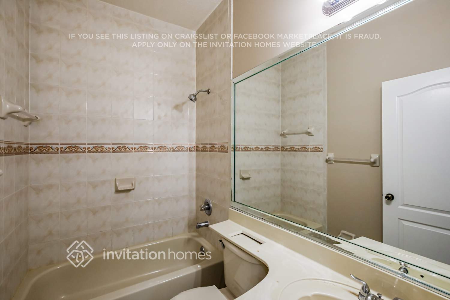 Building Photo - 18051 SW 144th Ct