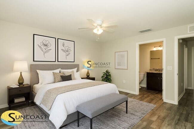 Building Photo - 9522 N Camel Dr