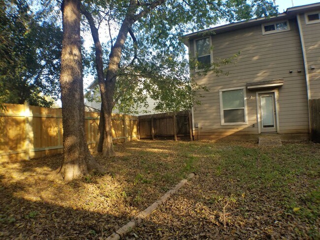 Building Photo - 2502ALLRED