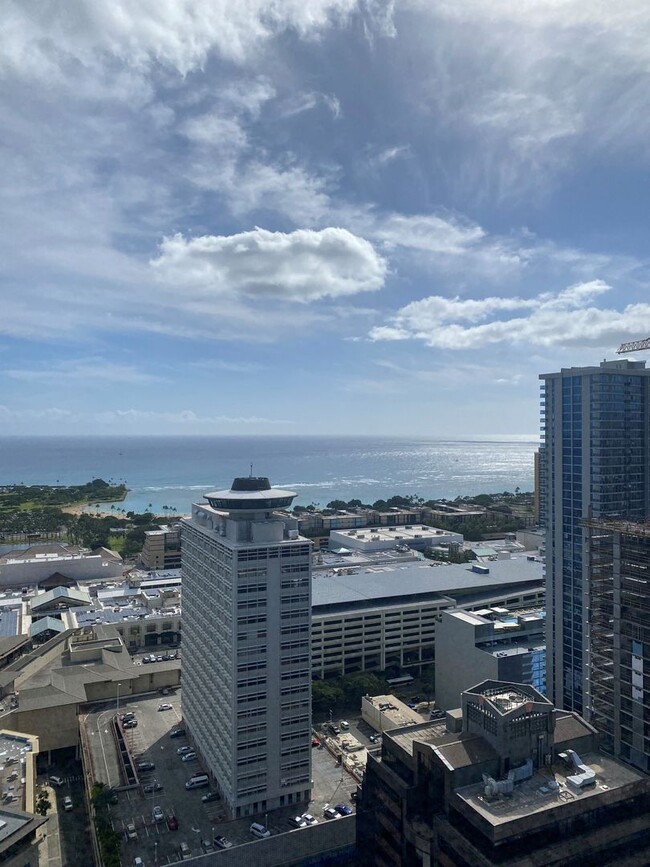 Building Photo - Azure Ala Moana - High Floor One Bedroom