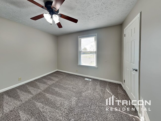 Building Photo - 206 Township Dr