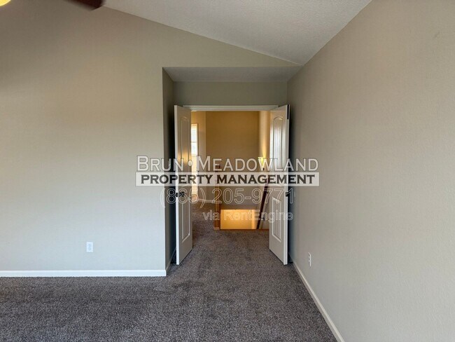 Building Photo - 2319 Talbott Way