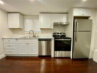 Building Photo - 14 S Baptist St