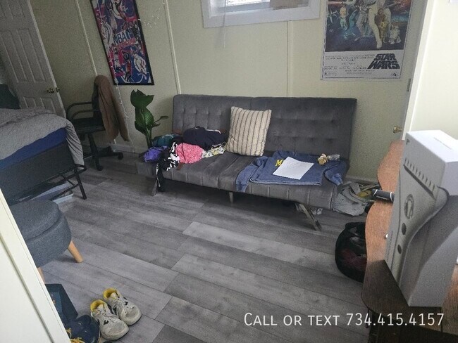 Building Photo - 1115 White St