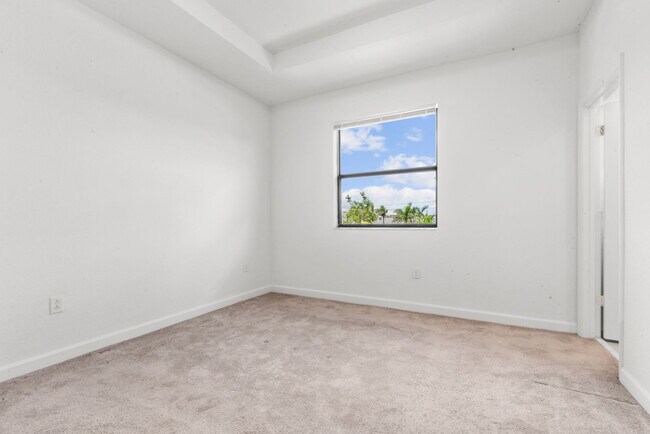 Building Photo - 28637 SW 132nd Ct