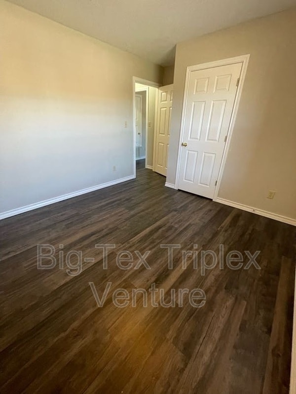 Building Photo - 269 N Pecan St