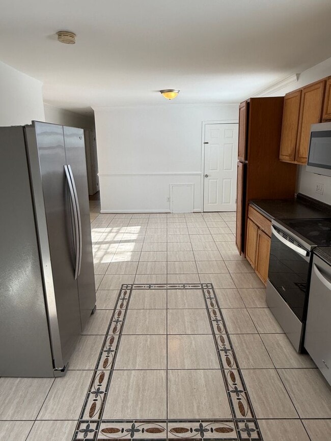 Building Photo - Beautiful 3BR Home with Garage, Finished Walk-Out Basement & Bonus Spaces- Beltsville, MD