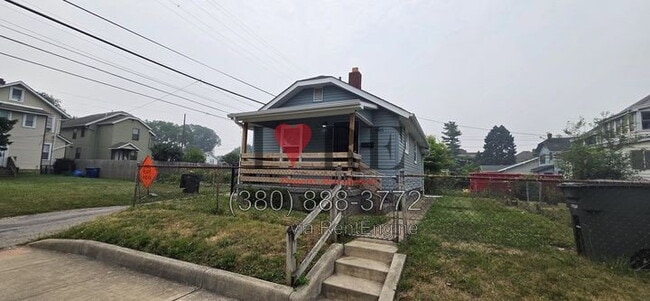 Building Photo - 1301 E Rich St