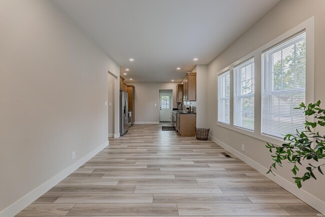 Building Photo - 2013 Vogel Rd
