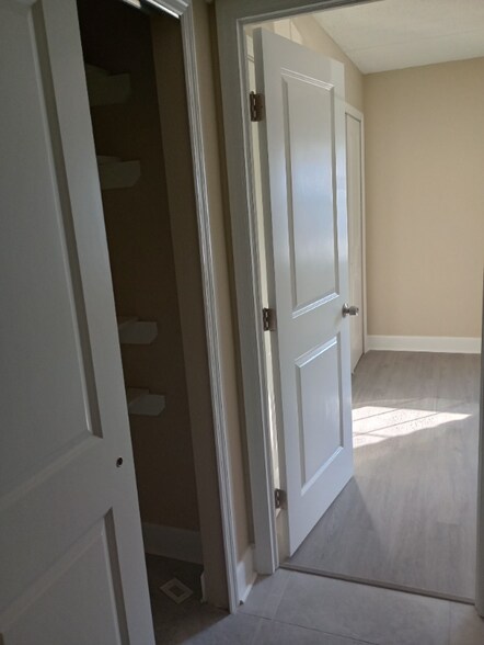 Building Photo - 1245 84th Ave N