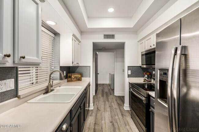 Building Photo - 8227 E Nopal Ave