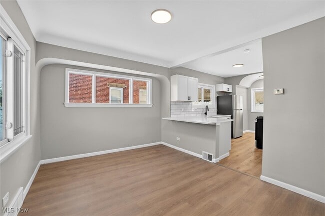 Building Photo - 8910 McCracken Rd