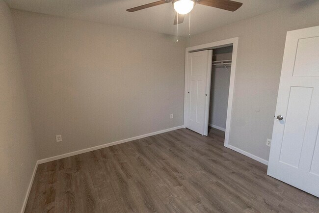 Building Photo - 5301 Currituck Ln