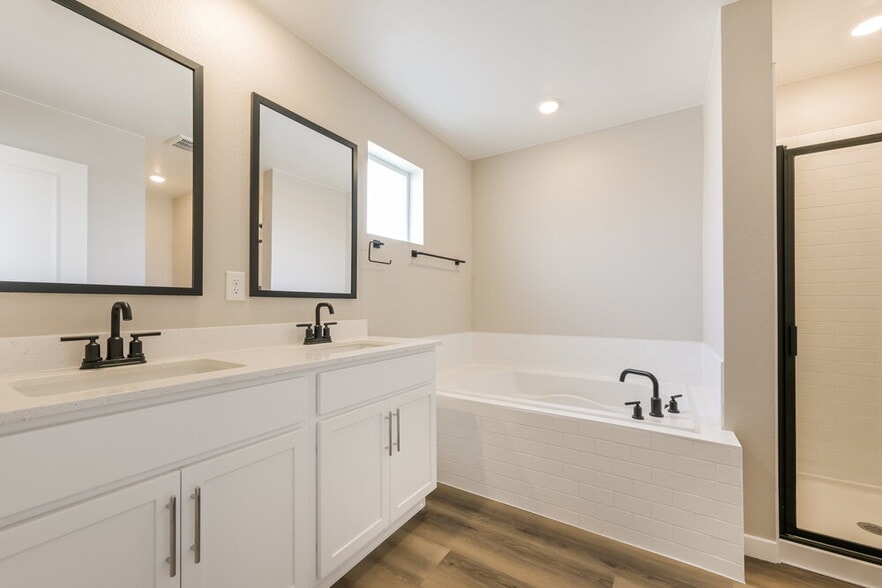 Building Photo - 9389 Telluride Ct