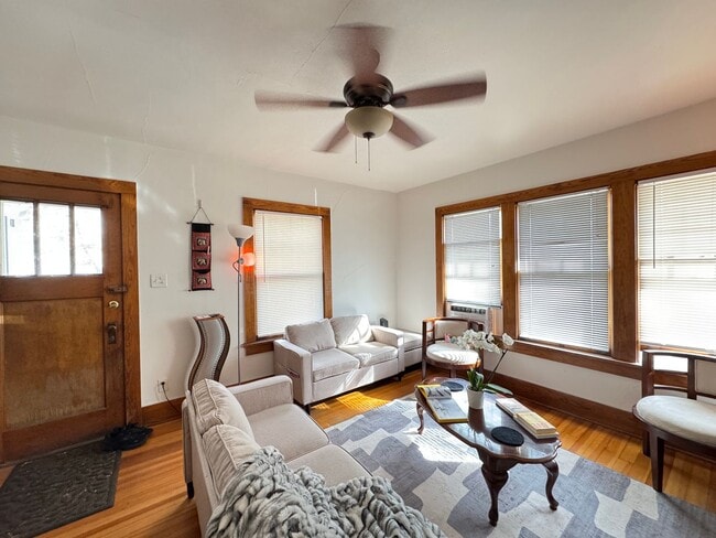 Building Photo - 108-110 Garfield St.