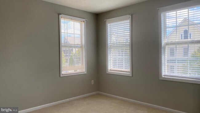 Building Photo - 3948 Addison Woods Rd