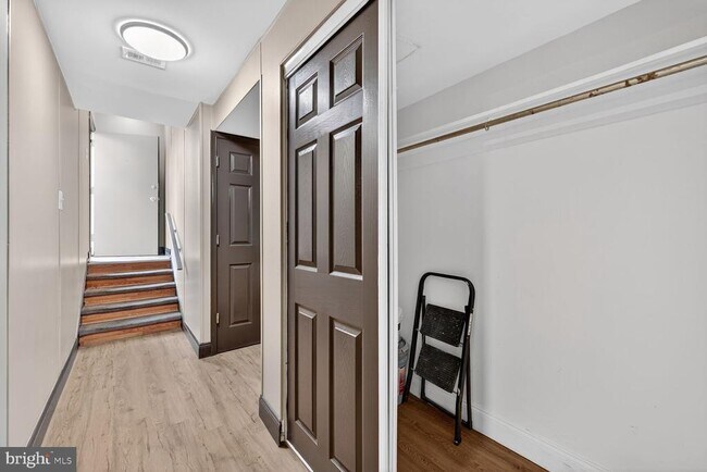 Building Photo - 10116 Little Pond Pl