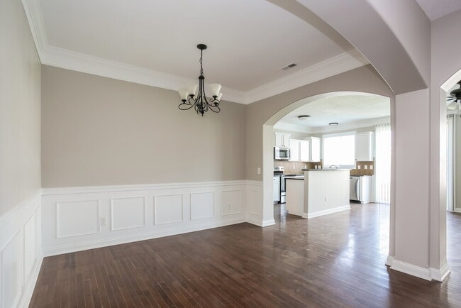 Building Photo - 7172 Serenoa Dr