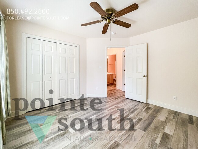 Building Photo - 5920 N Bay Point Dr