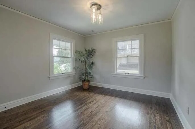 Building Photo - 36 W 58th St