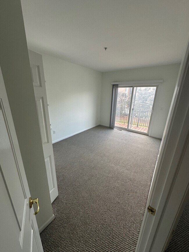 Bedroom #1 - 1101 Freesia Ct