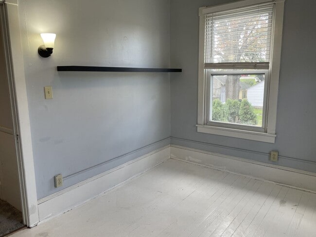 Building Photo - Spacious 3 Bedroom Townhome in Mount Joy -...