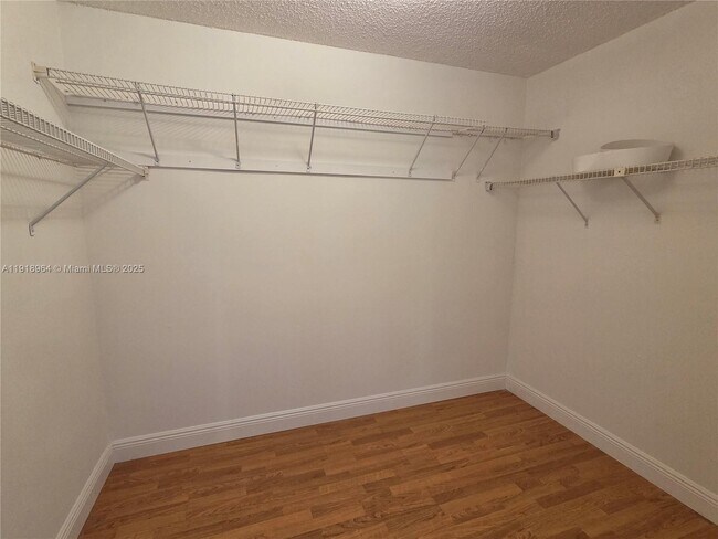 Building Photo - 7034 SW 114th Pl