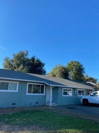 Building Photo - HE281