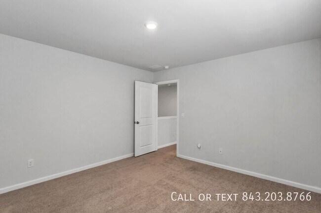 Building Photo - 473 Cedarview Rd