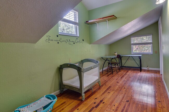 Building Photo - 2960 58th Ave S