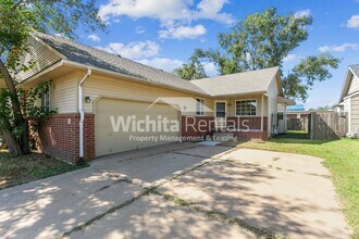 Building Photo - 5 N Hopper Dr