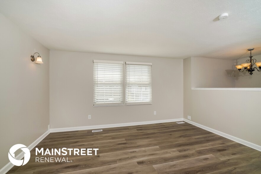 Building Photo - 8709 Redcoat Ct