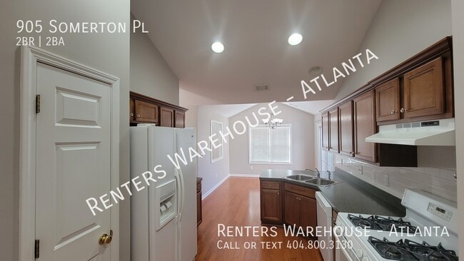 Building Photo - 905 Somerton Pl