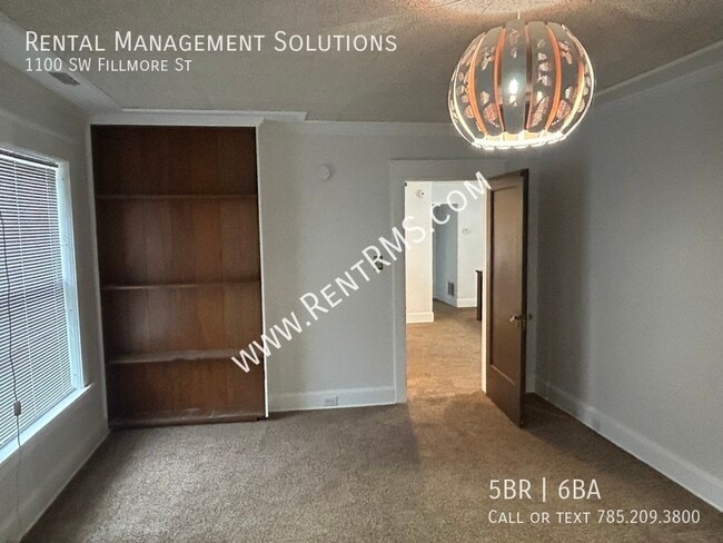 Building Photo - 1100 SW Fillmore St