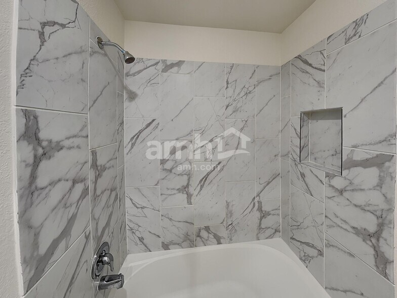 Building Photo - 1126 Treeta Trail