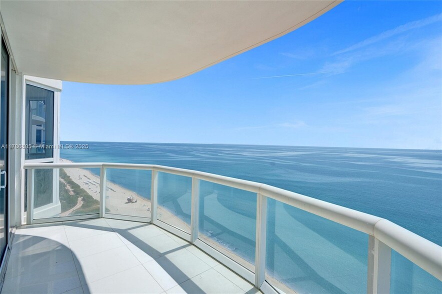Building Photo - 6365 Collins Ave