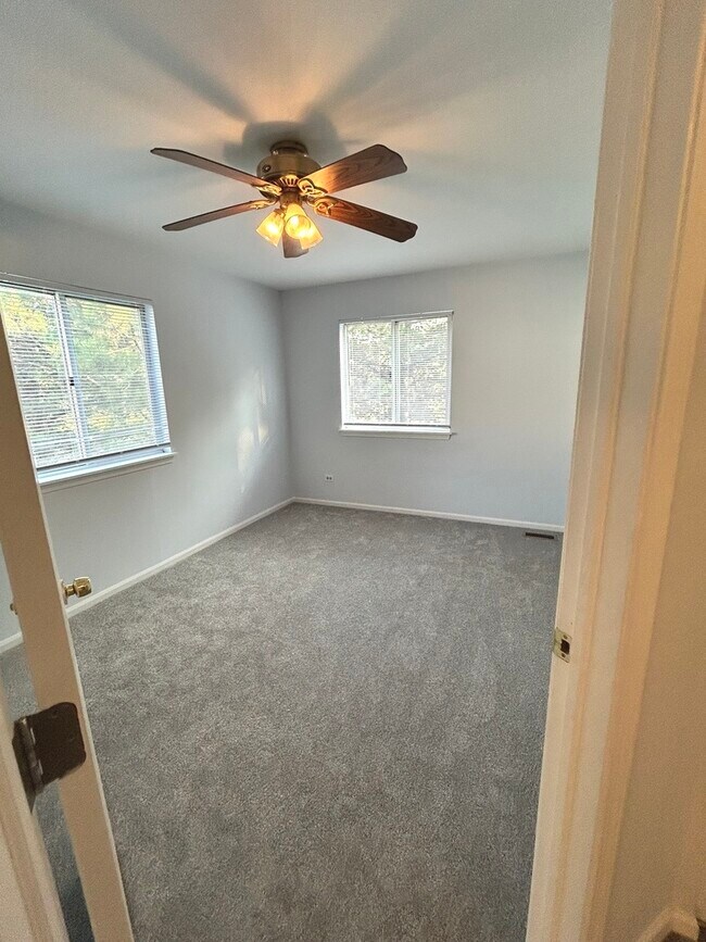 Building Photo - 30 Lancaster Cir