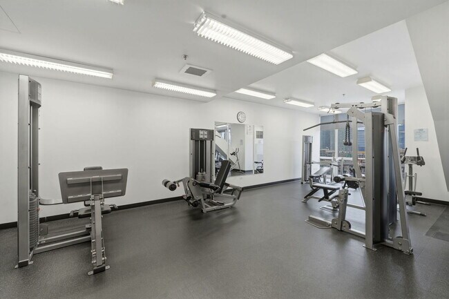 Building Photo - 510 W Erie St