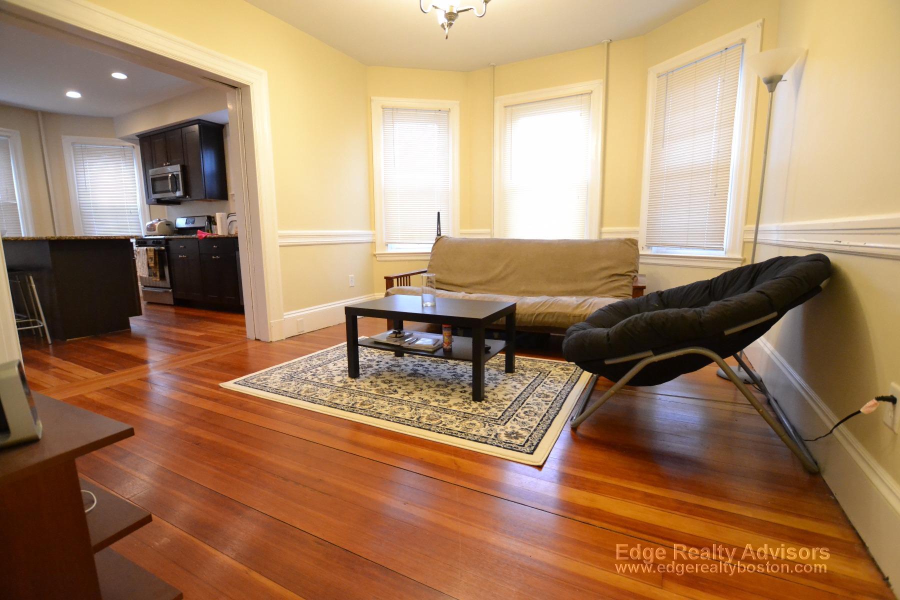 Building Photo - 73 Leicester St