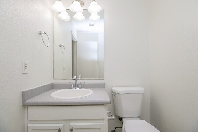 Building Photo - 2267 E 35th Ave