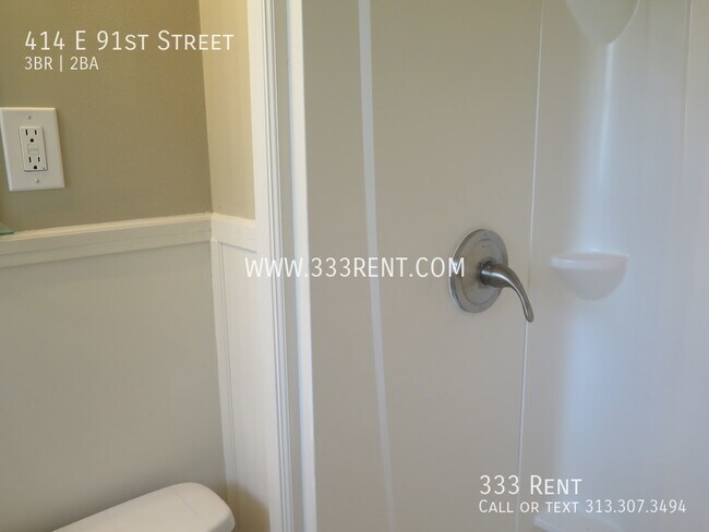 Building Photo - 414 E 91st St