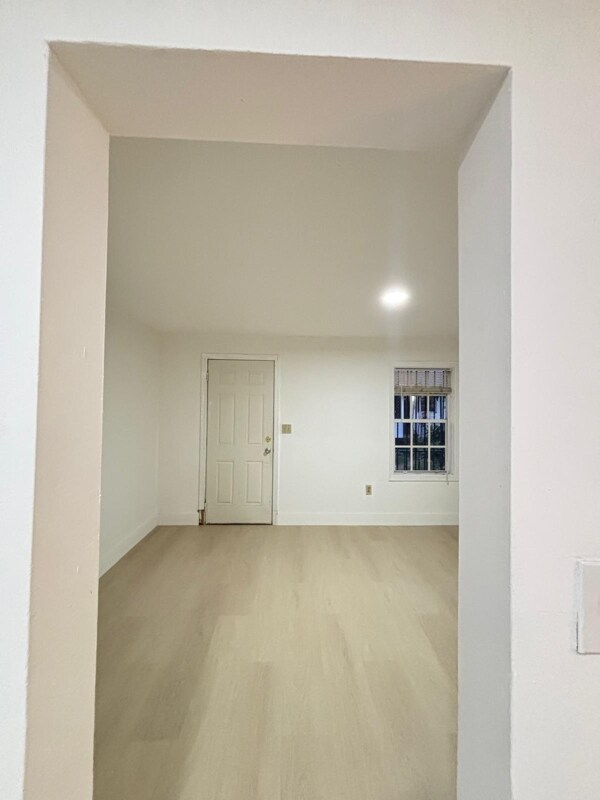 Building Photo - 2035 NW 26th St