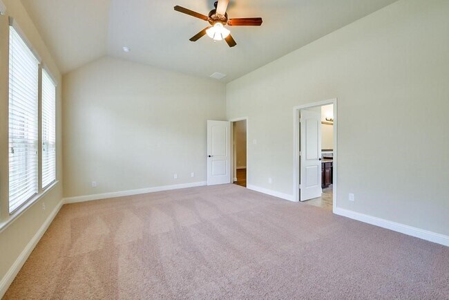 Building Photo - 18719 Fairmont Springs Ct