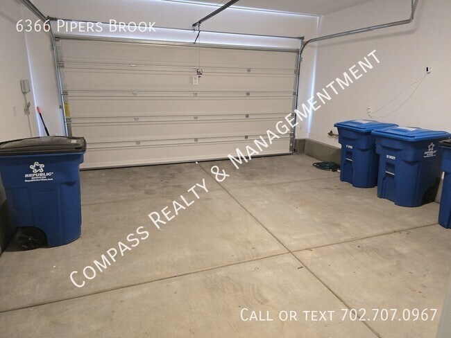 Building Photo - 6366 Pipers Brk Ln