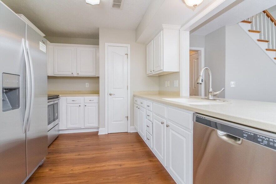 Building Photo - 2729 Westhaven Dr