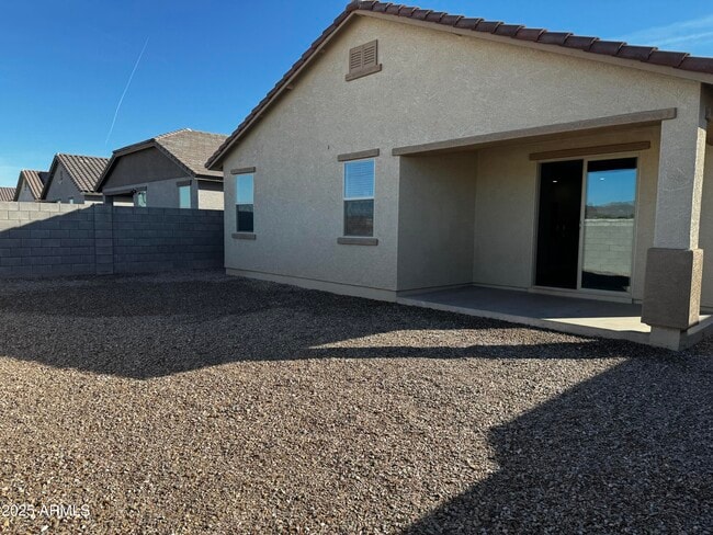 Building Photo - 23436 W Winslow Ave