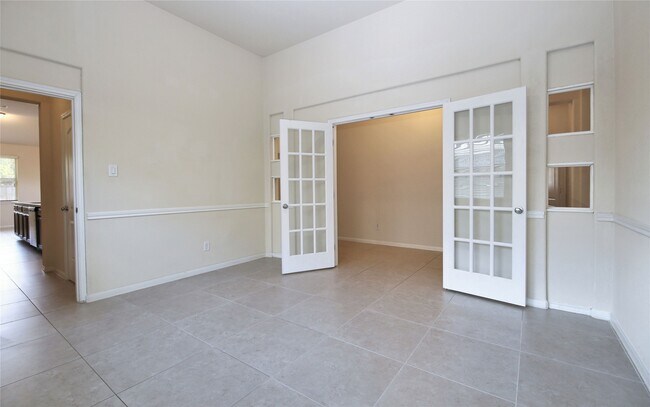 Building Photo - 26339 Landover Hills Ln