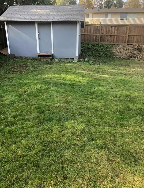 Building Photo - 5408 S 3rd Ave